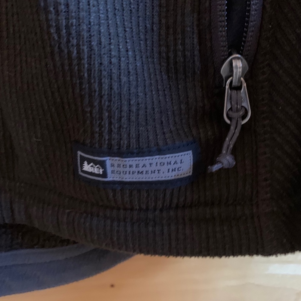 Brown REI warm jacket - Picture 3 of 4